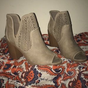 SODA Tan Booties